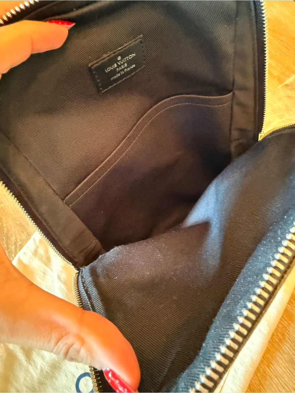 Louis Vuitton Black Damier Graphite Belt Bag - Picture 6 of 9